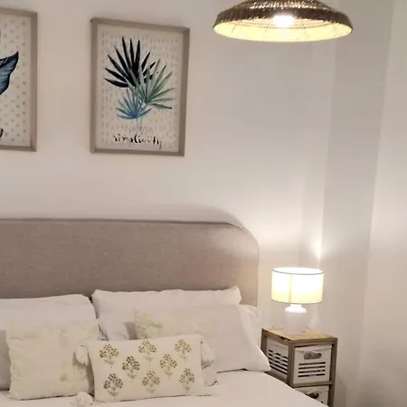 Noctua 030 El Faro 1 アパート