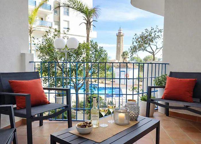 Noctua 030 El Faro 1 * Estepona